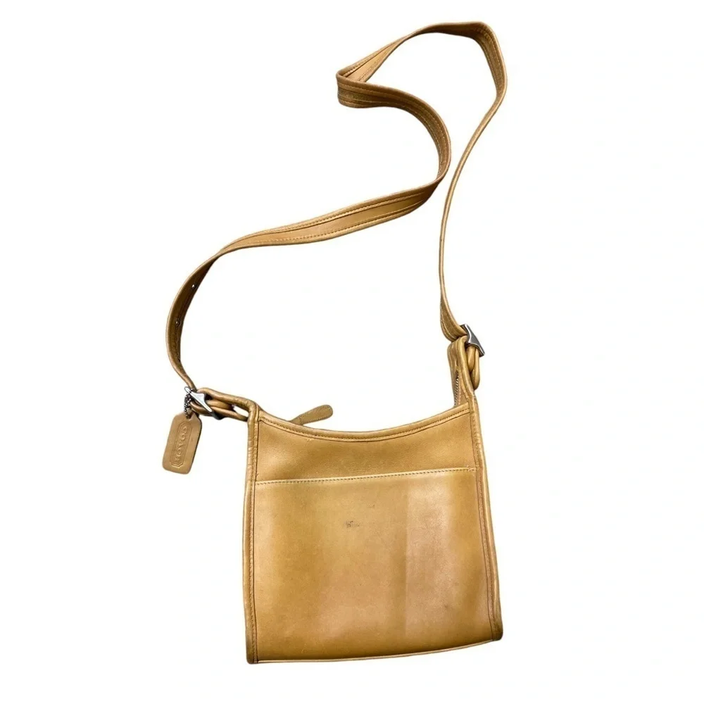 Coach Leather Vintage Bag L8P - 9997 Carmel crossbody shoulder